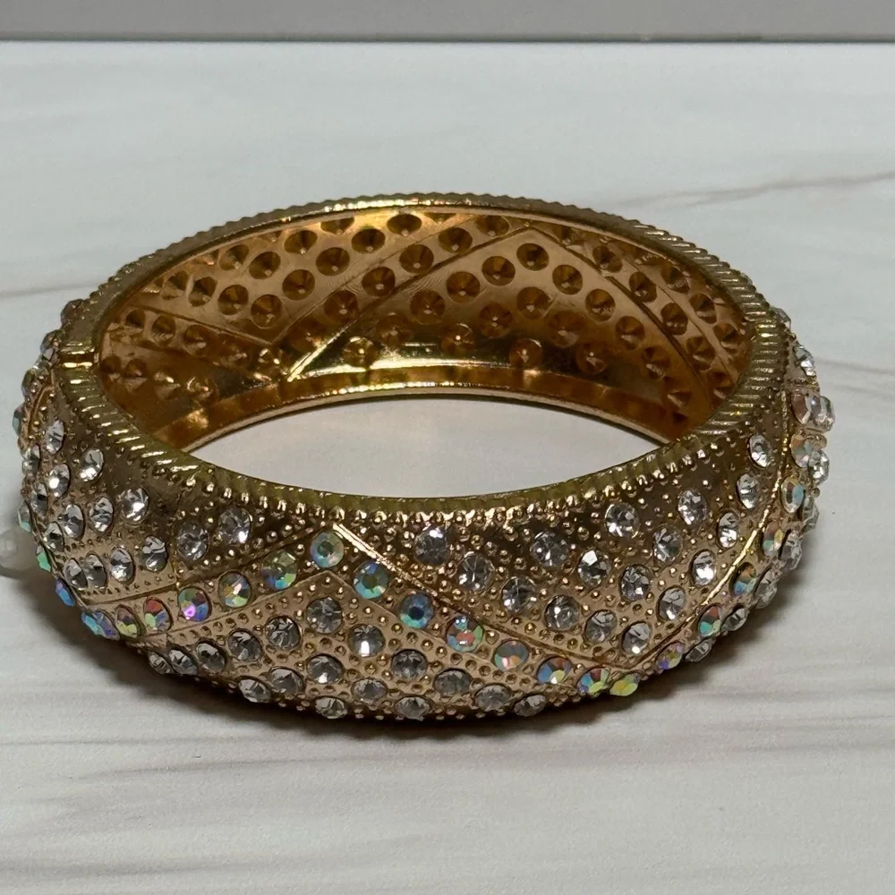 Boutique Gold Crystal Bangle Bracelet - Picture 14 of 17